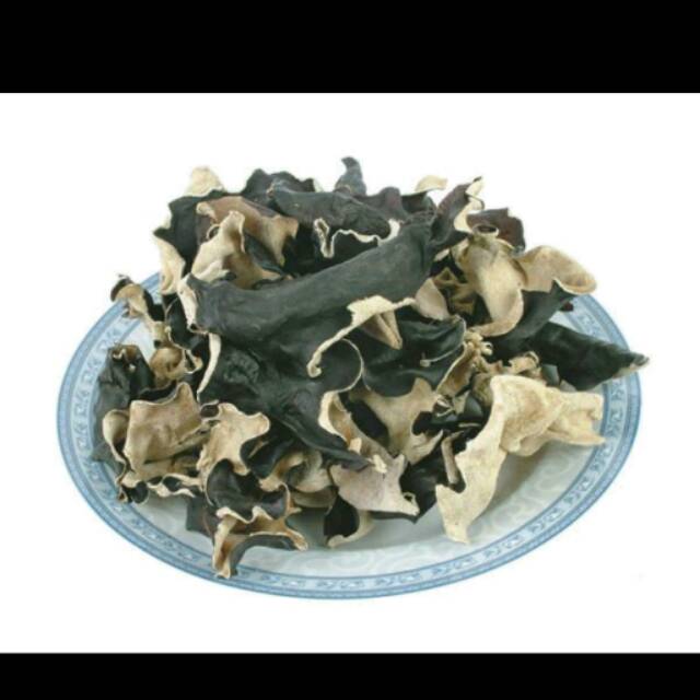 

JAMUR HITAM PUTIH kualitas bagus 200 GRAM