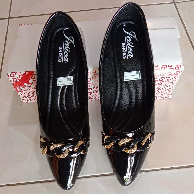 Sepatu Wanita Flatshoes Pancus Hitam Glossy
