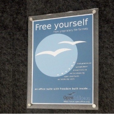 

Frame Poster- Papan iklan Mading - Acrylic ukuran 36x56cm