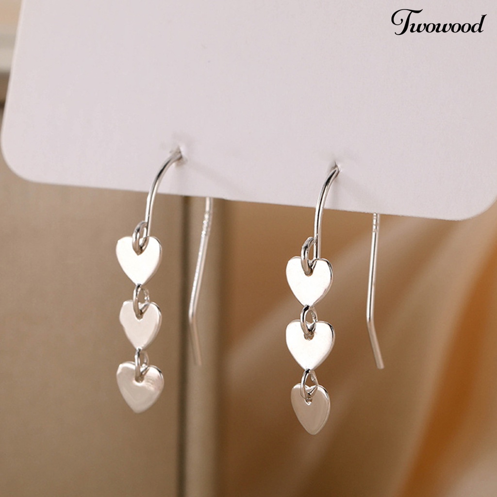 Anting Juntai Bentuk Hati Aksen Rumbai Untuk Kencan