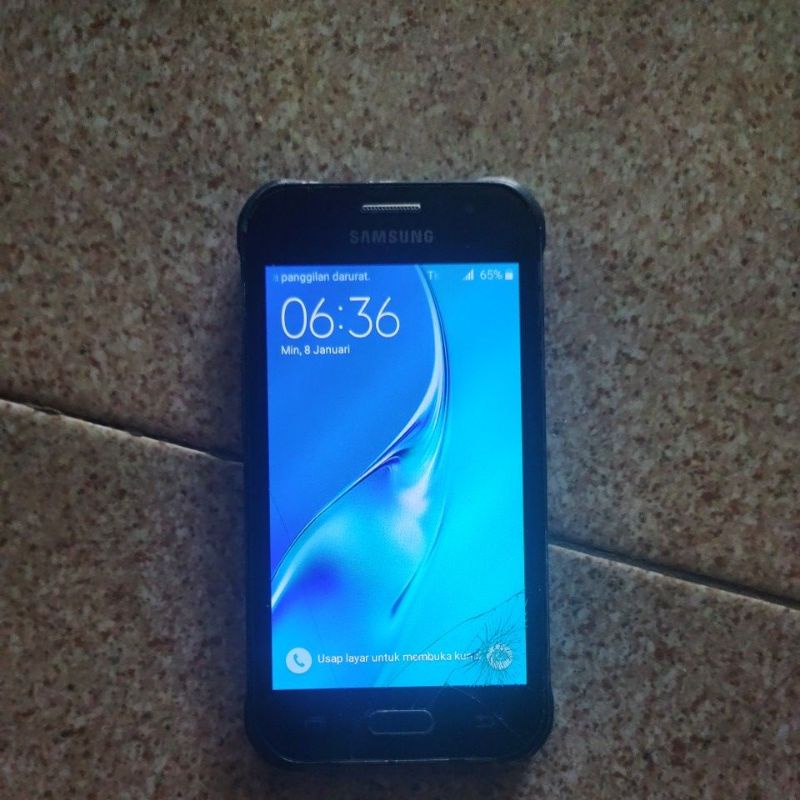 samsung j1 ace seken