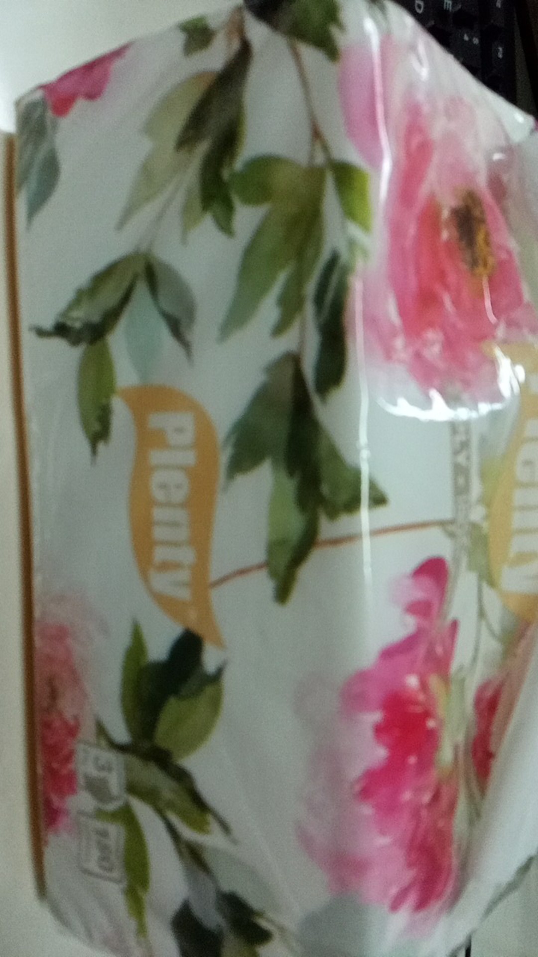 Plenty Facial Tissue Premium [3 Ply/180 Sheets] - Buy 1 Get 1