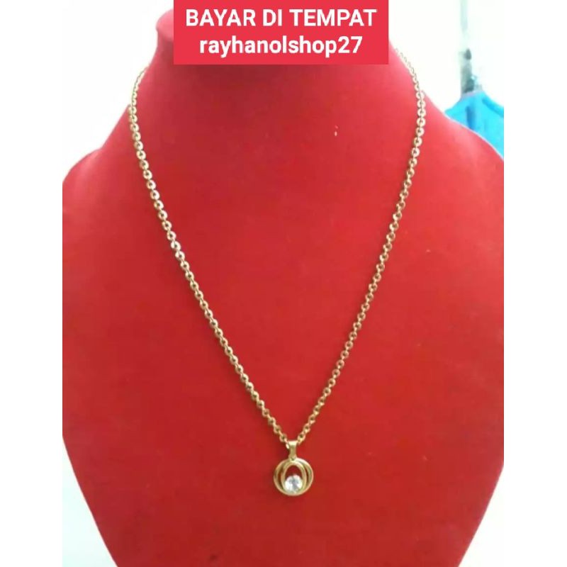 Perhiasan wanita Kalung titanium liontin bahan Lapis emas gold Anti karat