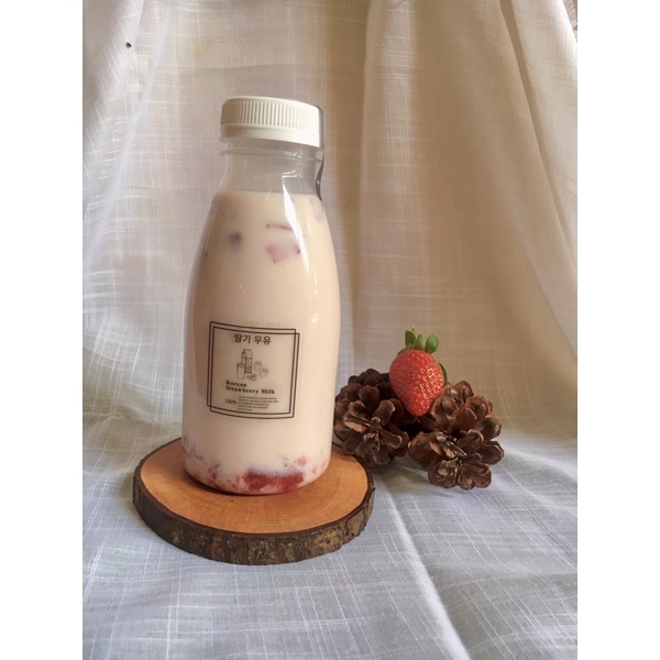 

Korean Strawberry Milk