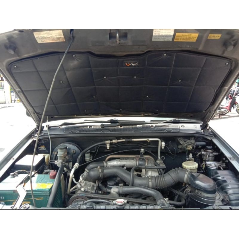 Isuzu Panther Touring Peredam Ekslusive Kap Mesin Mobil