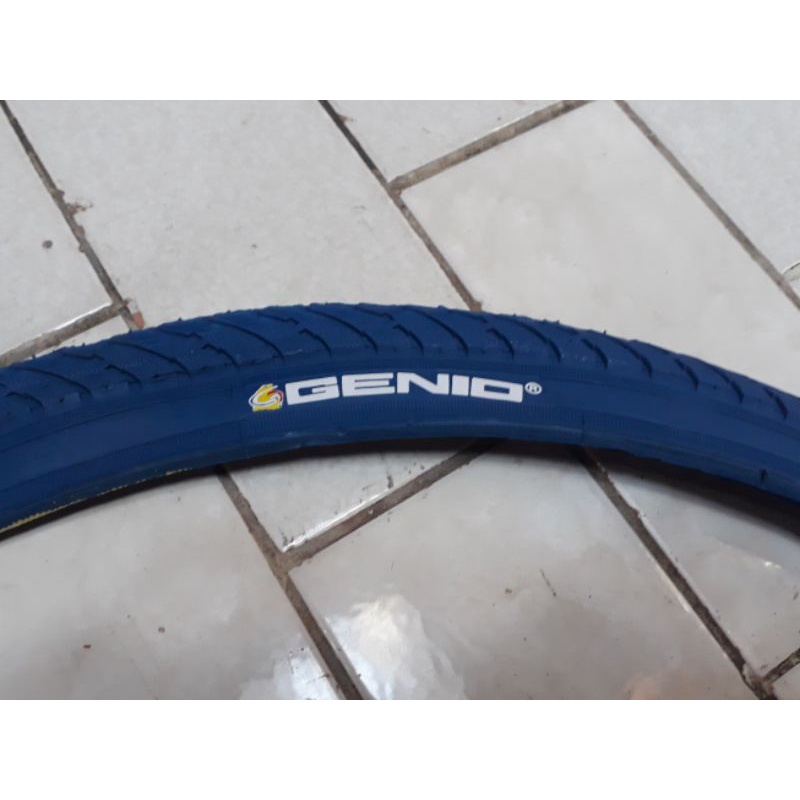Ban luar sepeda merek Genio ukuran 26x1.50
