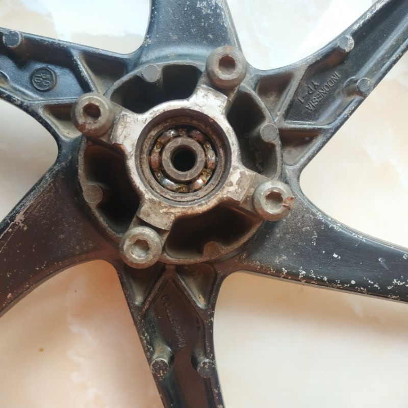 Velg depan yamaha jupiter z cw