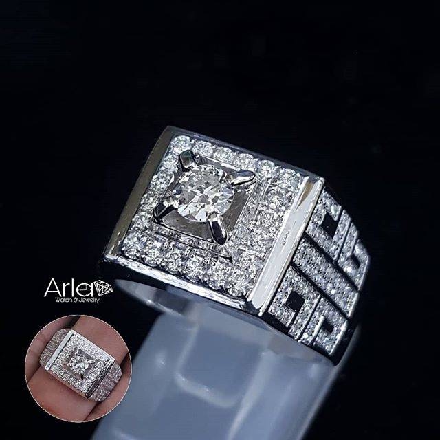 Man Fashion Ring Natural Diamond with Palladium