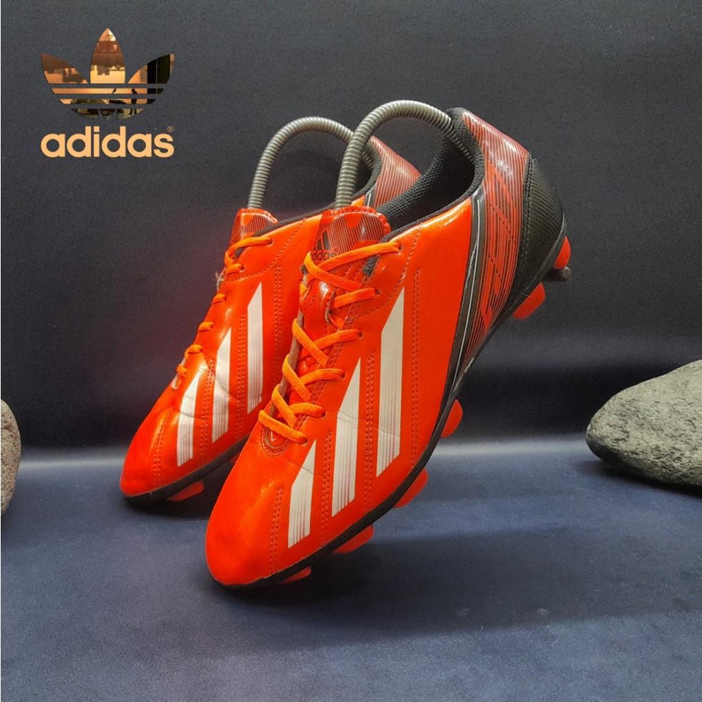 Sepatu Bola Second Adidas F5 TRX HG Size 42
