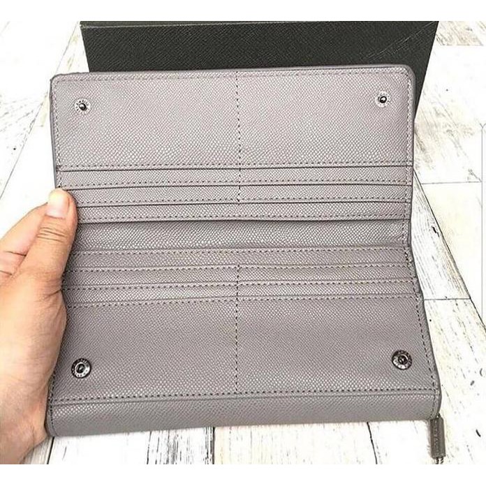 Dompet Wanita Original Charles And Keith Metal Lock