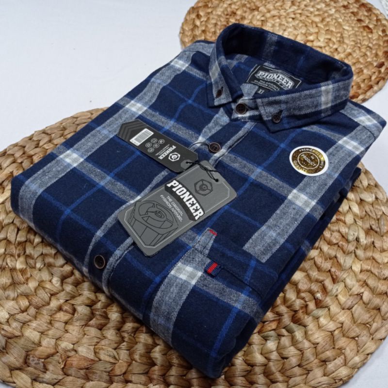 kemeja flanel lengan pendek pria original / flanel pendek pria terbaru