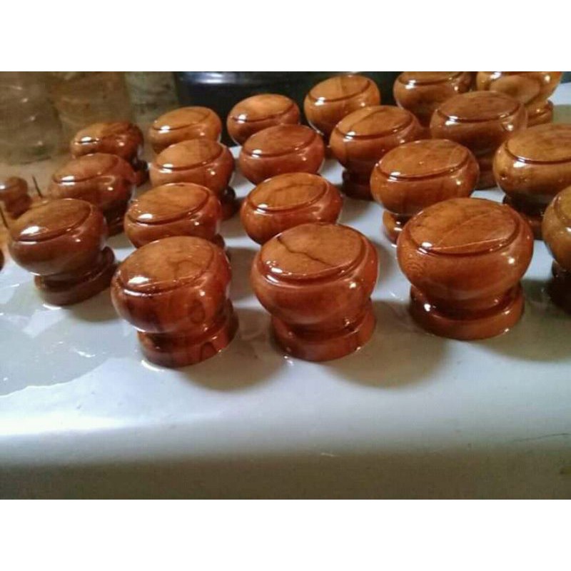 knop tarikan laci kayu jati
