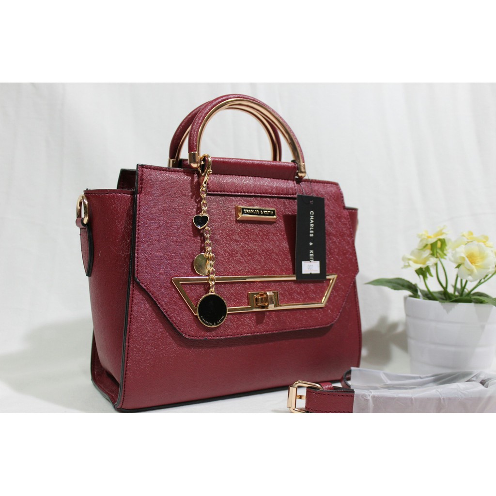 Best Seller Tas Tangan Wanita Branded Charles Keith Behel Besi Warna Merah Maroon