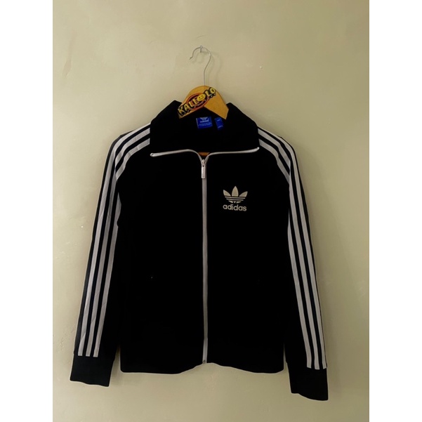 TRACTOP ADIDAS EUROPE