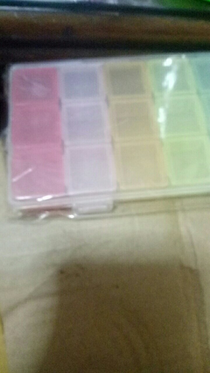 Kotak Obat / Barang Kecil 7-warna (21 Kotak)