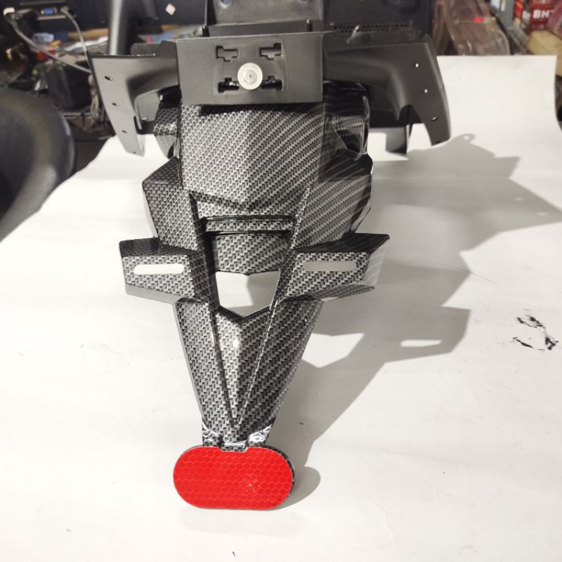 spakbor belakang nmax karbon model ninja 250fi Nemo spakbor nmax karbon nemo