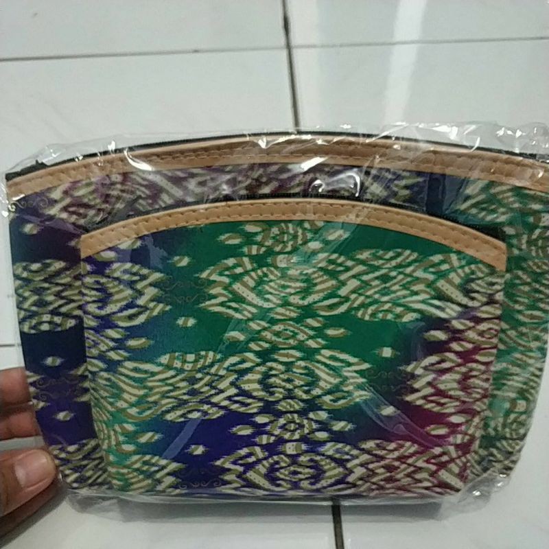 Tas Dompet Pocket Besar Kecil Motif Kain Batik