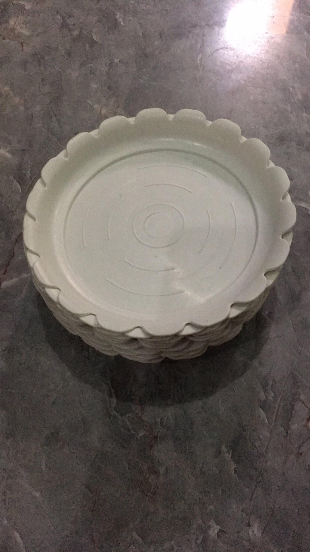 Tatakan Pot Bunga Kembang Tawon No 20