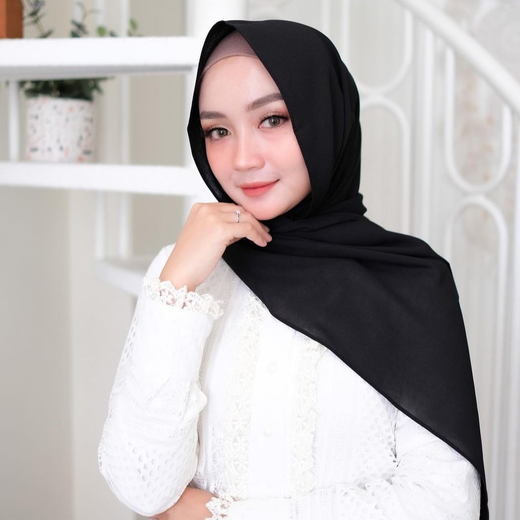 Pashmina Diamond 150x75 / PART 2 /Pasmina / Hijab Pashmina / Pashmina Sabyan-HITAM