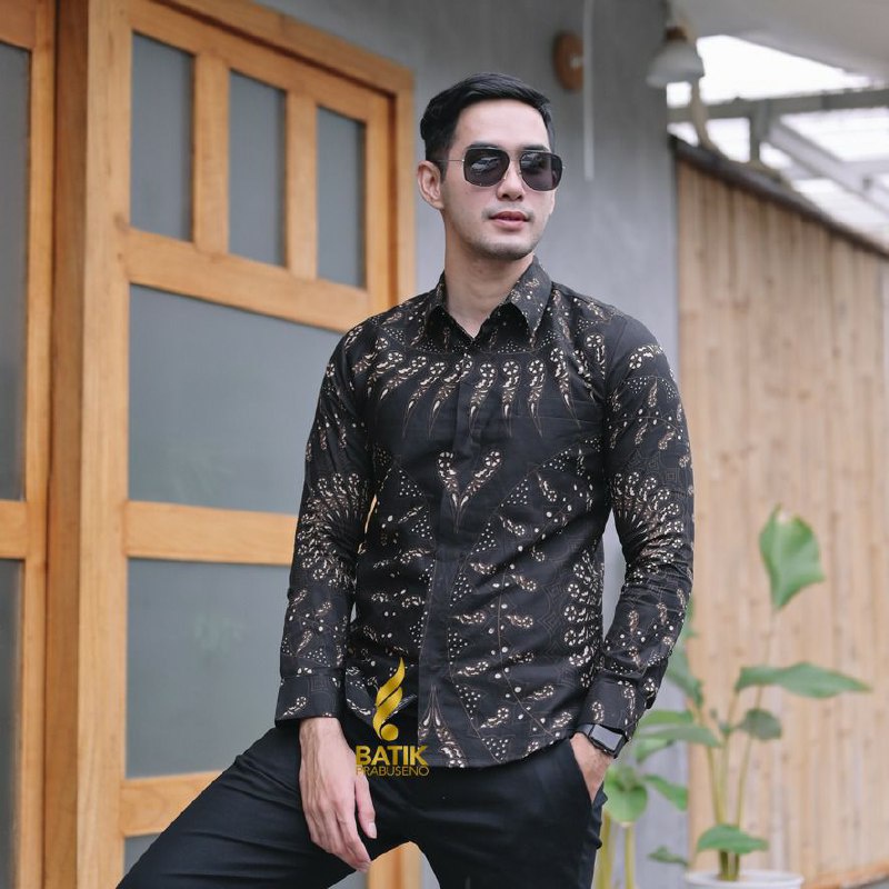 Batik Prabuseno • Cakra Wangsa Kemeja Batik Pria Katun Slimfit Lengan Panjang