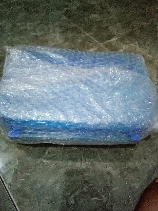 Signature Rectangular 2 L ( 1 Pcs ) Malaysia & Indonesia Tupwr