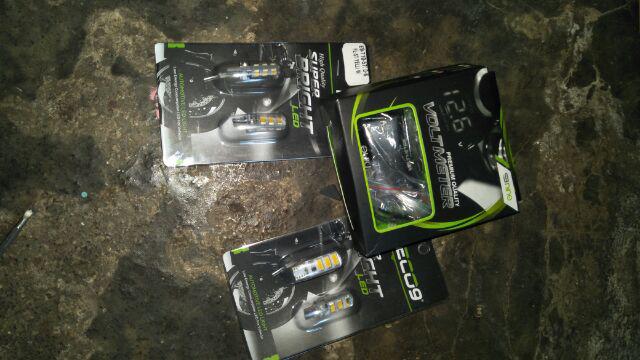 Voltmeter Digital Slim Outdoor Luminos Biru