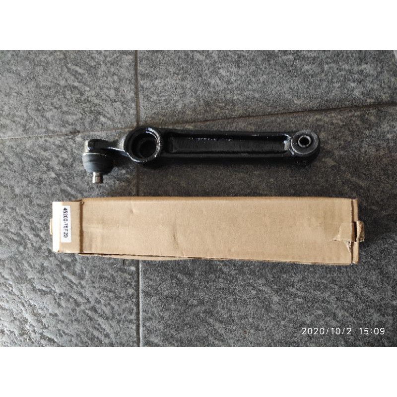 Ball joint atau Arm Karimun Kotak