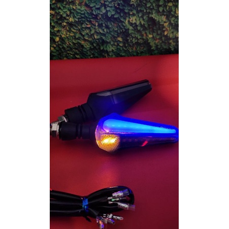 LAMPU SEN LED RUNNING MOTOR 2 WARNA CODE 069 UNIVERSAL