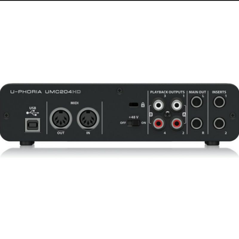 Behringer UMC 204