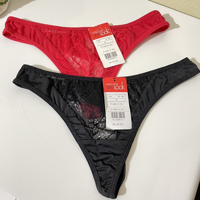 Wacoal Sexy Look G String IP 4493 Lace / Renda Depan - Celana Dalam