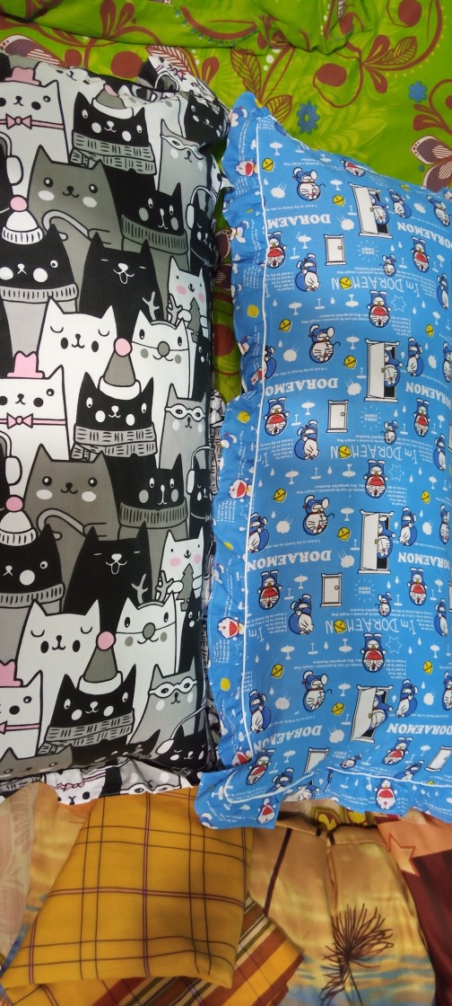 Sarung Bantal Cinta 45*90 Terbaru Karakter Dan Abstrak