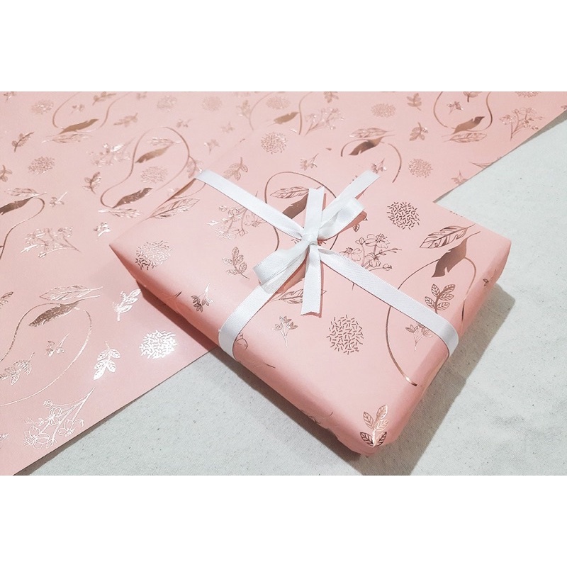 

Kertas Kado Foil Bunga (5 Lembar)