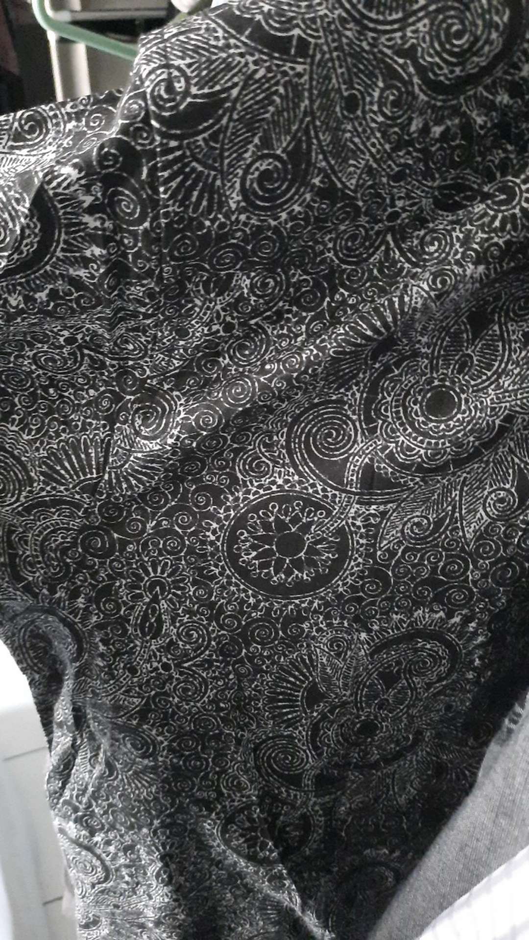 Medellin Kemeja Batik Pria Lengan Panjang Premium 10176 Hitam