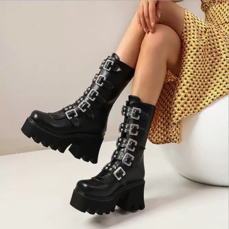 SEPATU BOOTS SEBETIS IMPORT PRIA WANITA KOREA BTS BRITISH INGGRIS MARTIN BIG SIZE 41 42 43 JY12