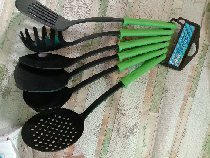 Alat Masak Spatula Set 6 Warna