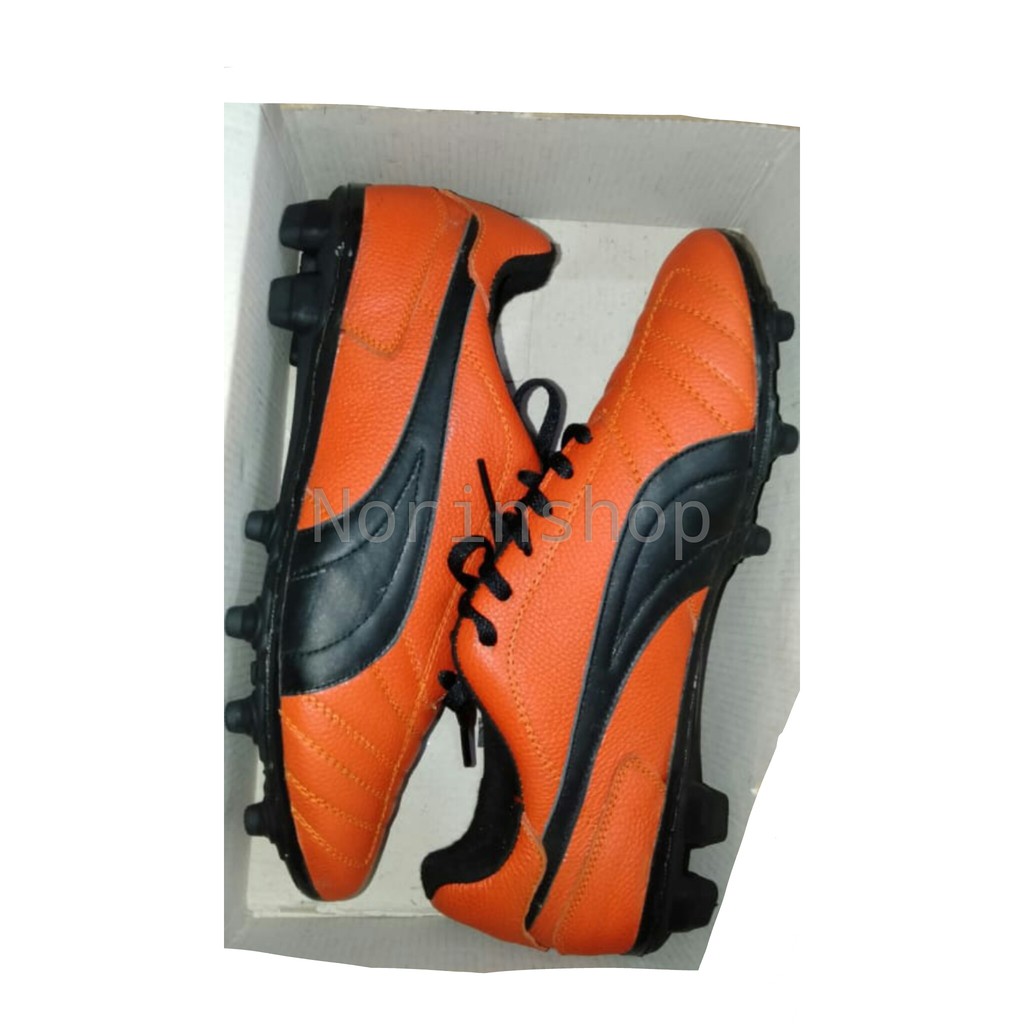 SEPATU BOLA PUMA BAHAN KULIT ASLI WARNA ORANGE