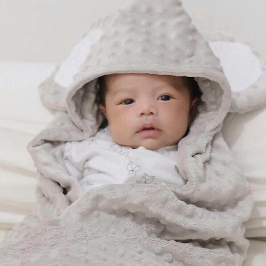 Baby Loop - Minky Hoodie Blanket / Selimut Bayi Anak