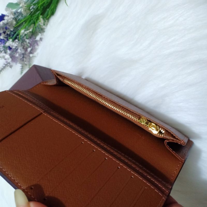 Dompet  lv lipat impor wanita polos