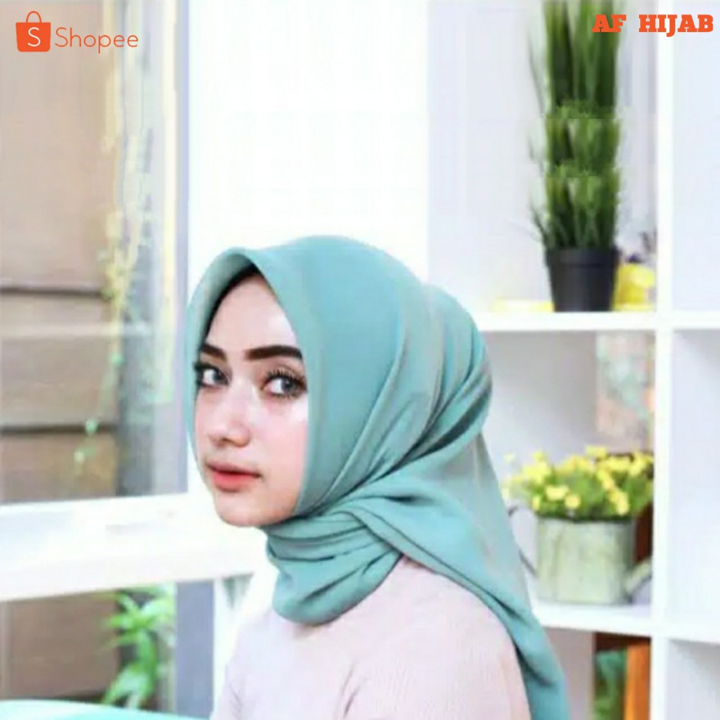 AFHJB- Hijab Segi Empat / Jilbab Segi Empat / Kerudung Segi Empat Polos / Bella Square - Hijau Mint