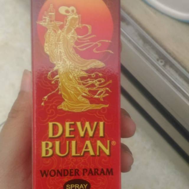 Dewi Bulan Obat Gosok (spray)