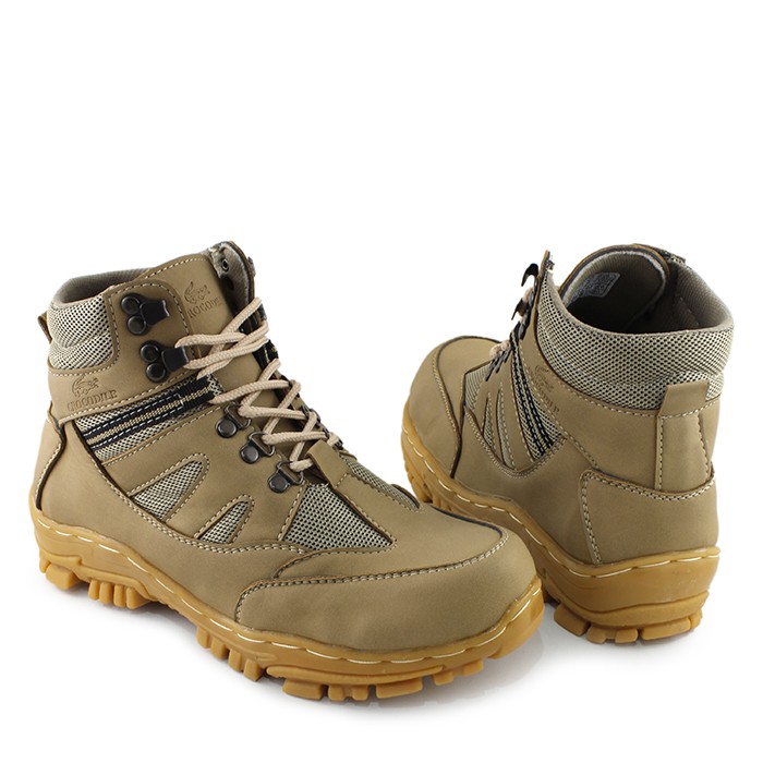 Sepatu Safety Pria Boots Ujung Besi Armor Sepatu Gunung Tracking Hiking Murah