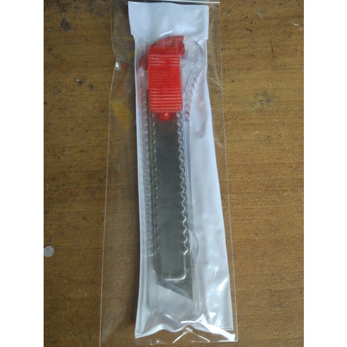 

Pisau Cutter Cuter Cater Besar Pemotong Kertas