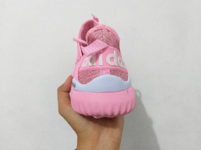 Sepatu Adidas Alphabounce Soft Pink Sneakers Sport Wanita Kerja Kuliah Kado Hadiah Berkualitas Keren