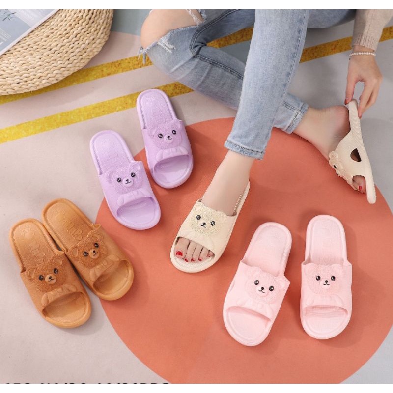 BALANCE Sandal Jelly Slop Wanita Import Bahan Karet Elastis Empuk Anti Slip Motif Teddy Bear 179