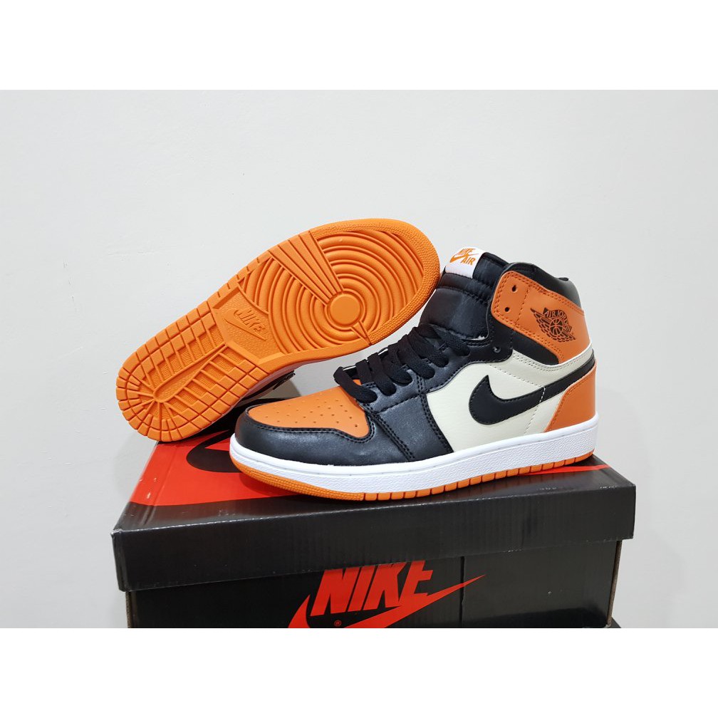 SEPATU BASKET AIRJORDAN1 HIGH SHATTERED BACKBOARD