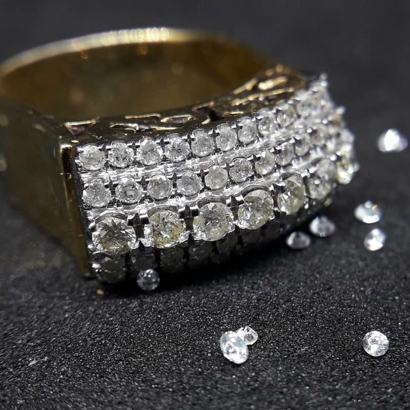 Cincin perak berlian