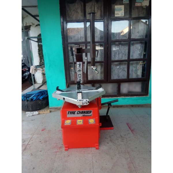 Alat Buka Pasang Ban Tyre Changer Manual