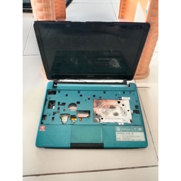 casing notebook Acer aspire one 722