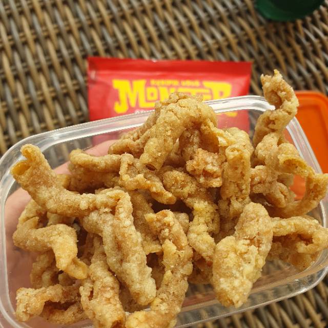 

Keripik Usus Monster Ga Gurih Uang Kembali 95 gram