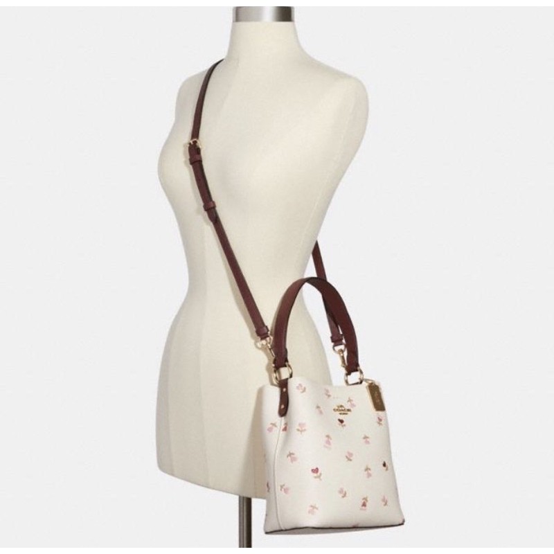 COACH SMALL TOWN BUCKET BAG WITH HEART FLORAL PRINT (2811)